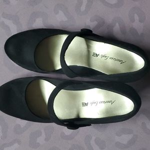 American Eagle (payless) mary janes size 6.5